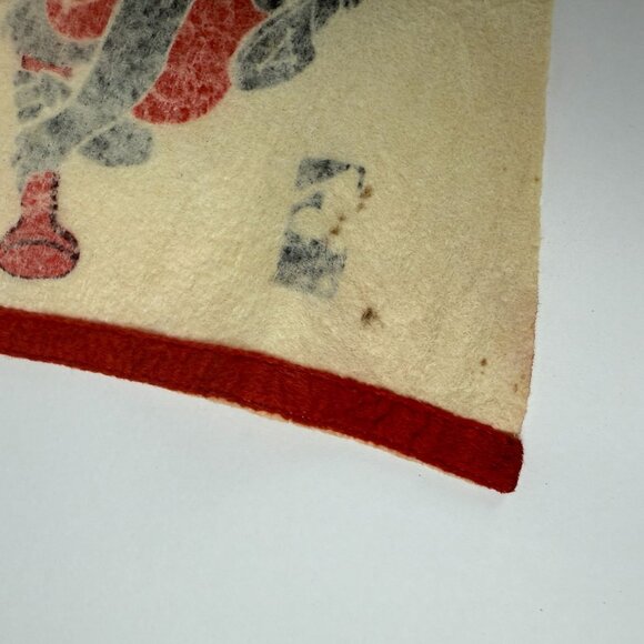 Vintage 29in MLB Baltimore Orioles Baseball Pennant Felt Memorabilia Damaged - Picture 6 of 10